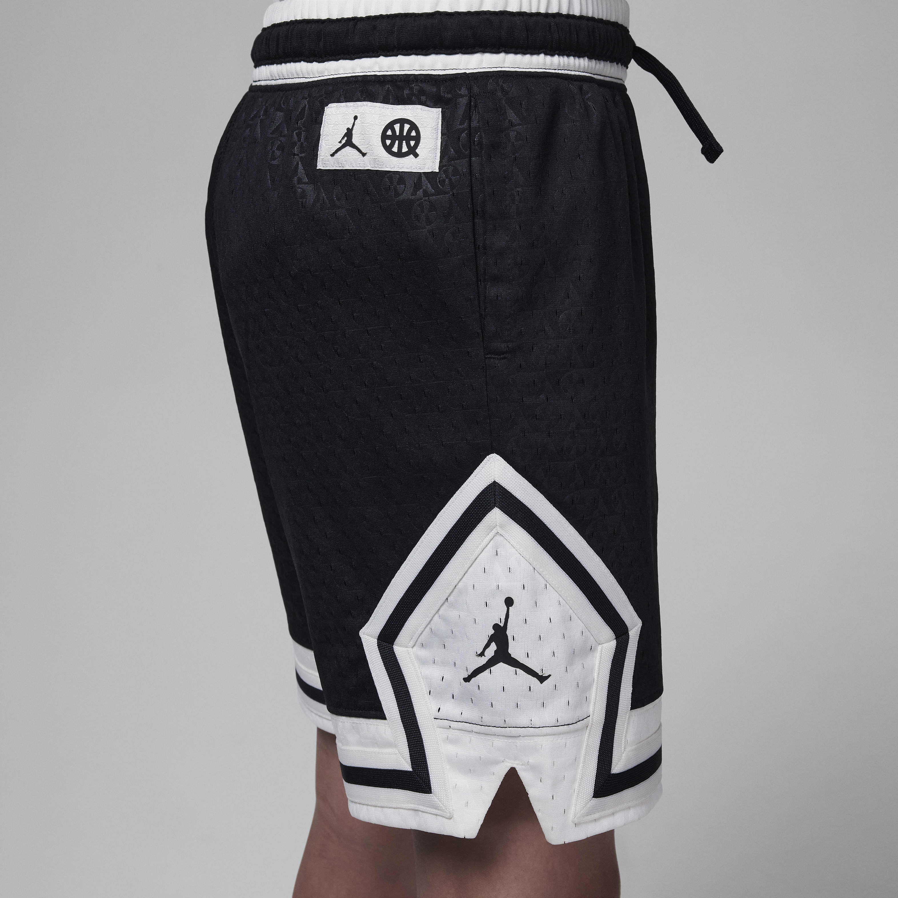 Nike Jordan Dri-FIT Quai 54 Older Kids' Sport Diamond Shorts
